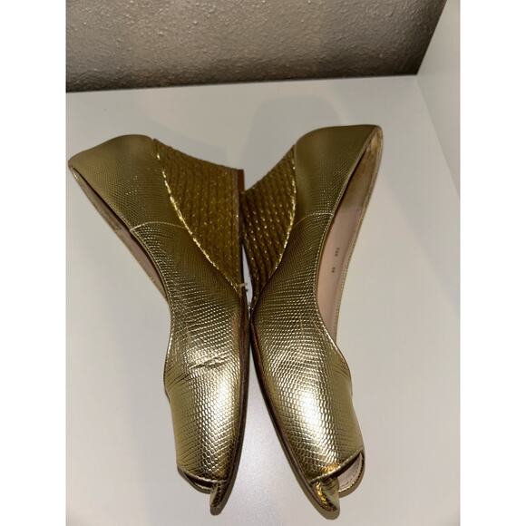 ✨ LK Bennett Gold Metallic Wedge Heels – Size 8.5 – Glam, Chic & Shimmery! ✨ - Picture 5 of 10